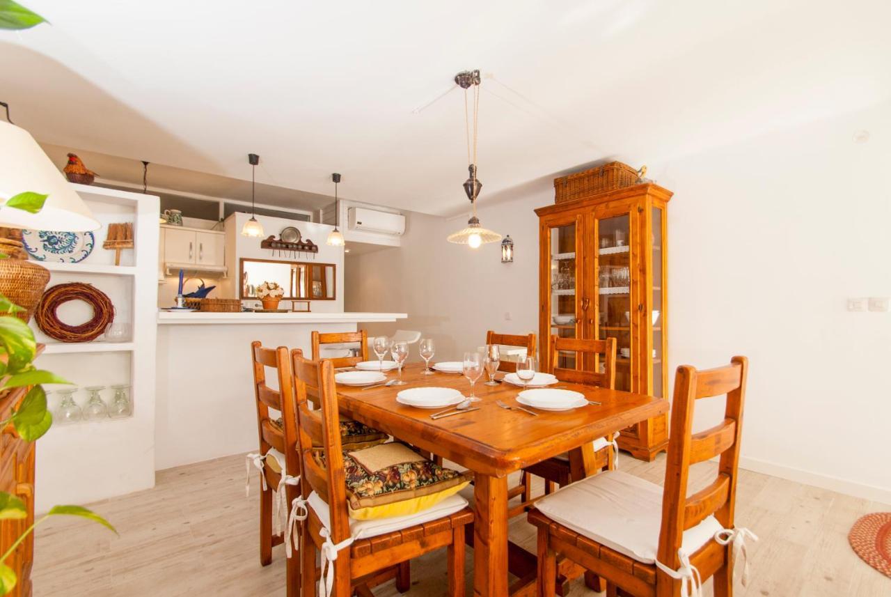 Apartment Oiza Castles 23 At Beach, Wifi And Aircon *