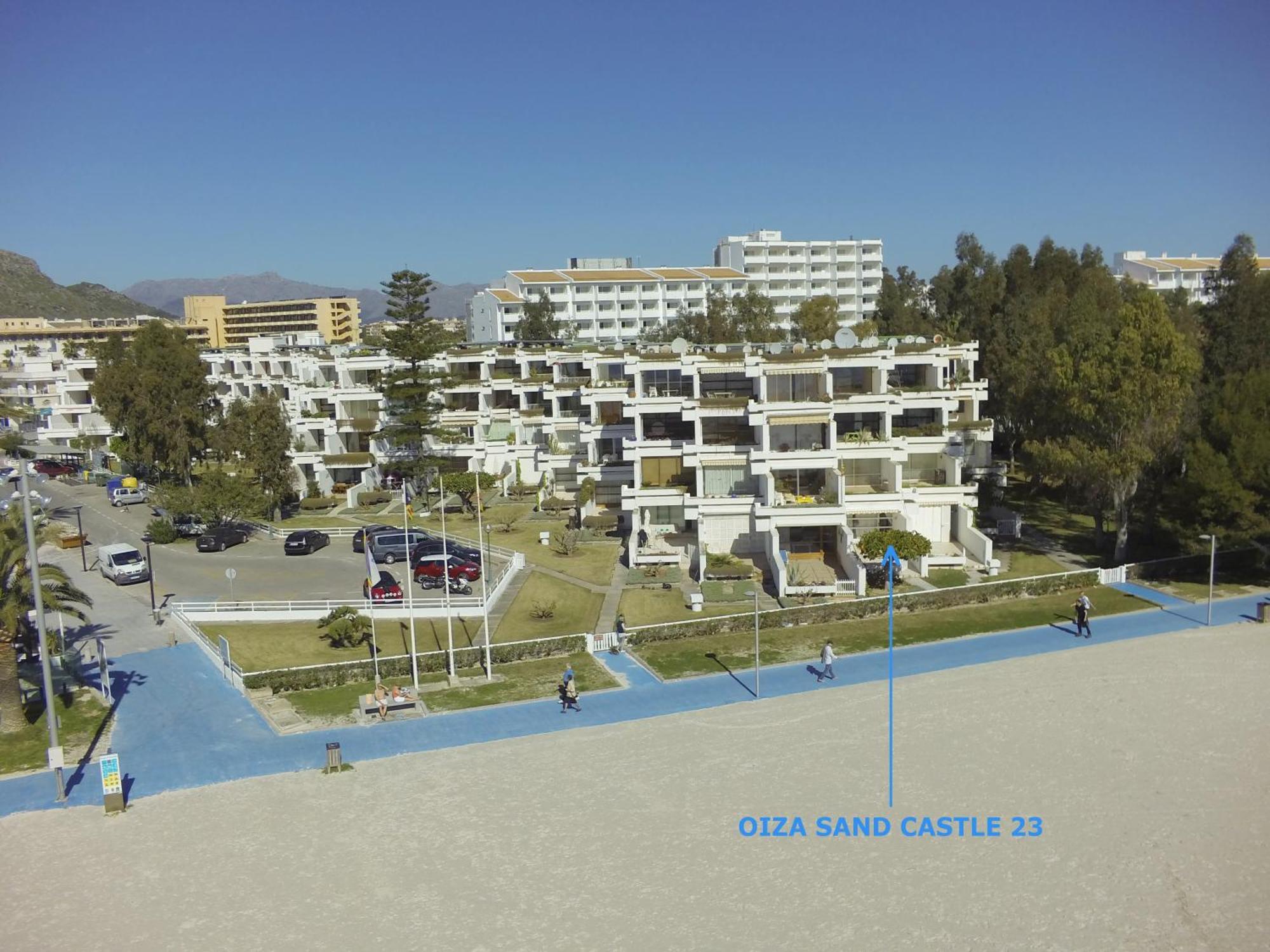 Oiza Castles 23 At Beach, Wifi And Aircon Apartment *