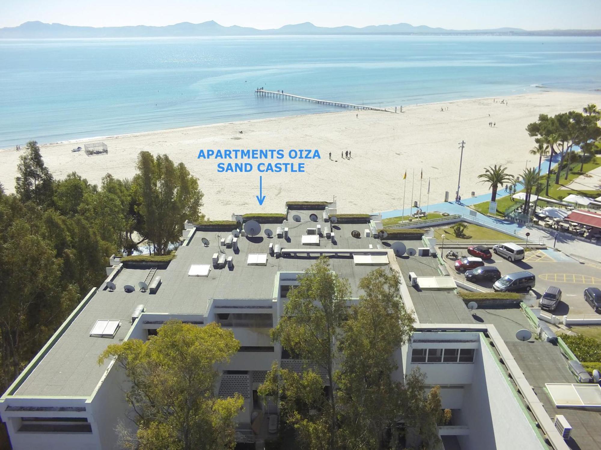 Oiza Castles 23 At Beach, Wifi And Aircon Apartment *